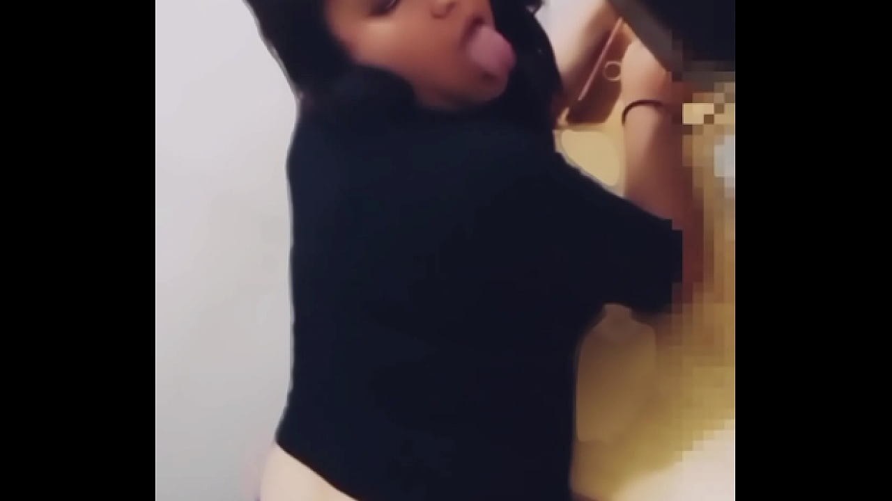 Penetrarme rico papi as&iacute; quiero