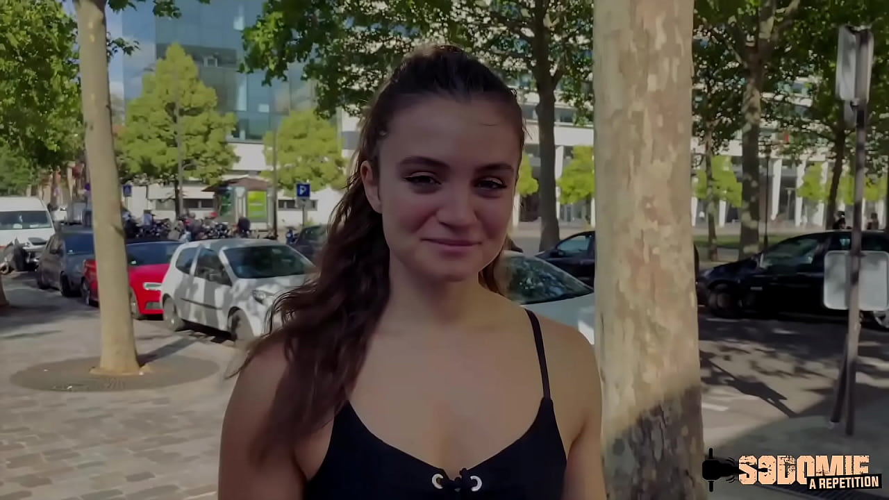 J'ai h&acirc;te de me faire baiser dans ce trio FFH