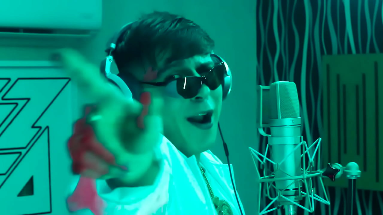 YSY A: Bzrp Music Sessions, Vol. 37  ysy a se folla el beat completamente en video se viene encima de la tanga del biza en video