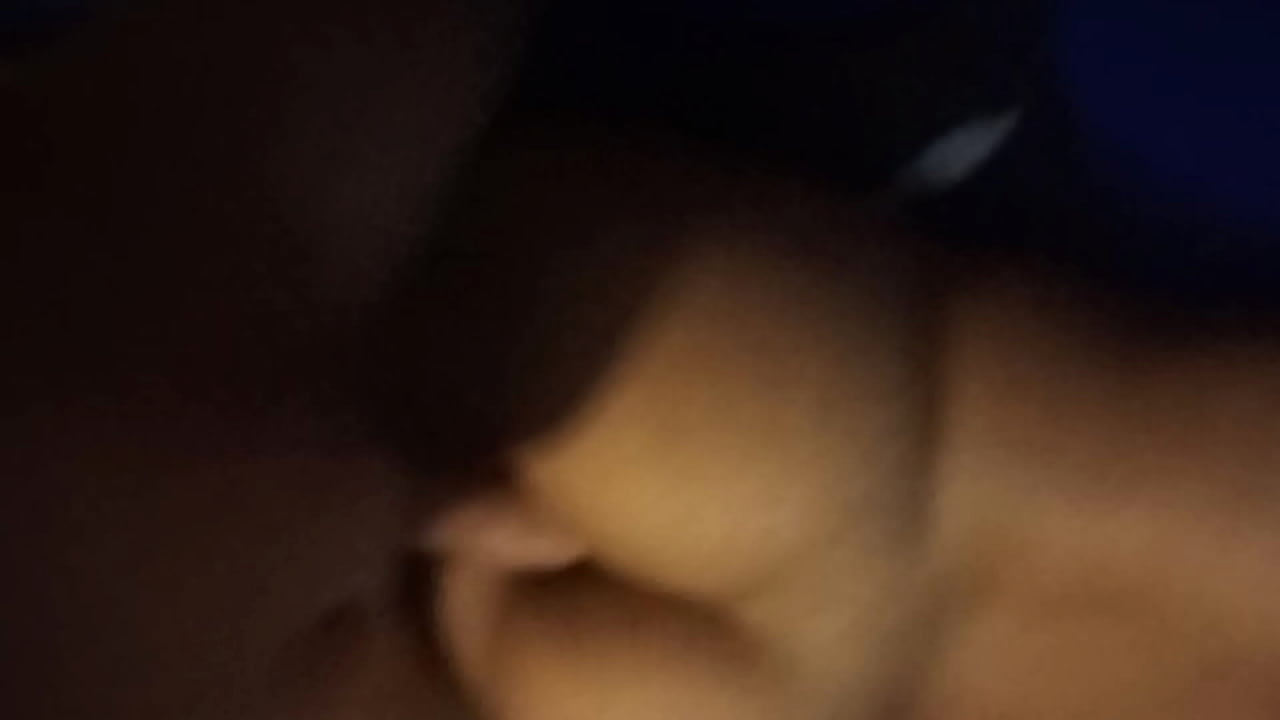 amiga da minha mulher foi passa uns dias em casa ! deixo eu comer seu cuzinho escondido