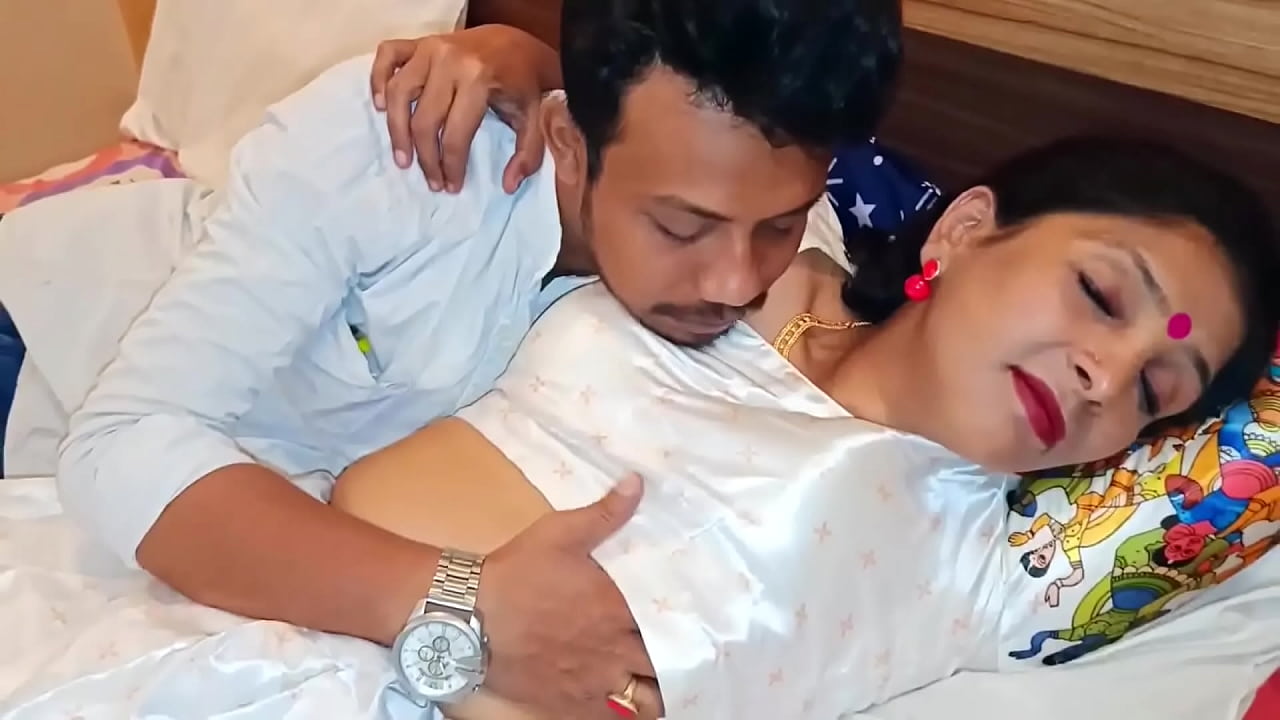 Horny Indian Stepsister Want Sex, She Asked Step Brother Like To Fuck Me