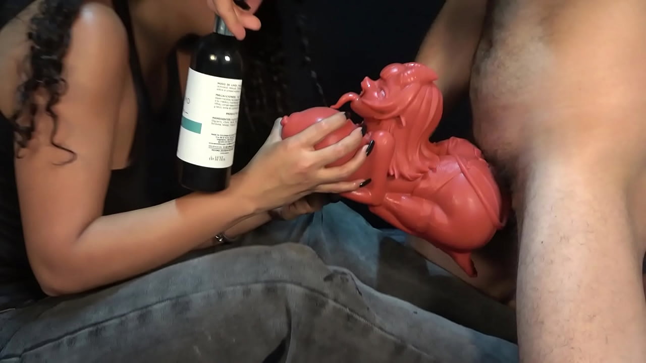 Two demons face to face.. I ate the cum coming out of her doll's mouth. XattlaLust.