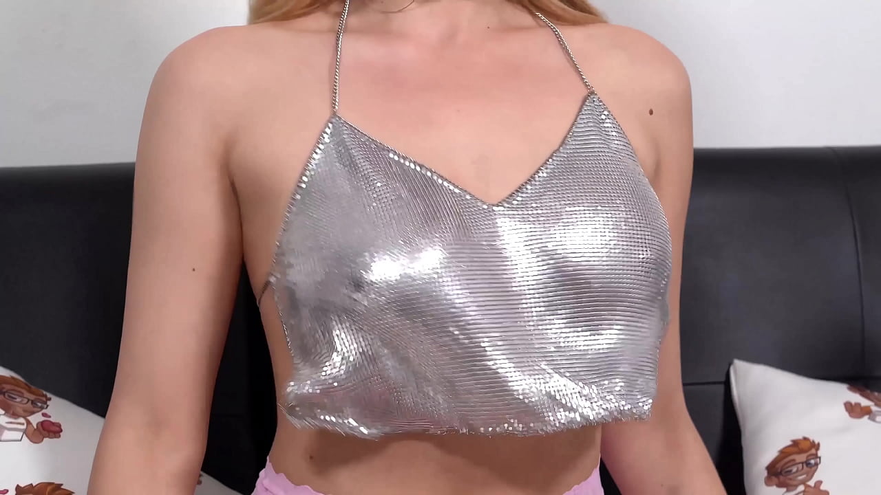 Blonde Bombshell Sahara Skye Takes on a Big Dick and Begs for More in her Debut PornDudeCasting Audition!