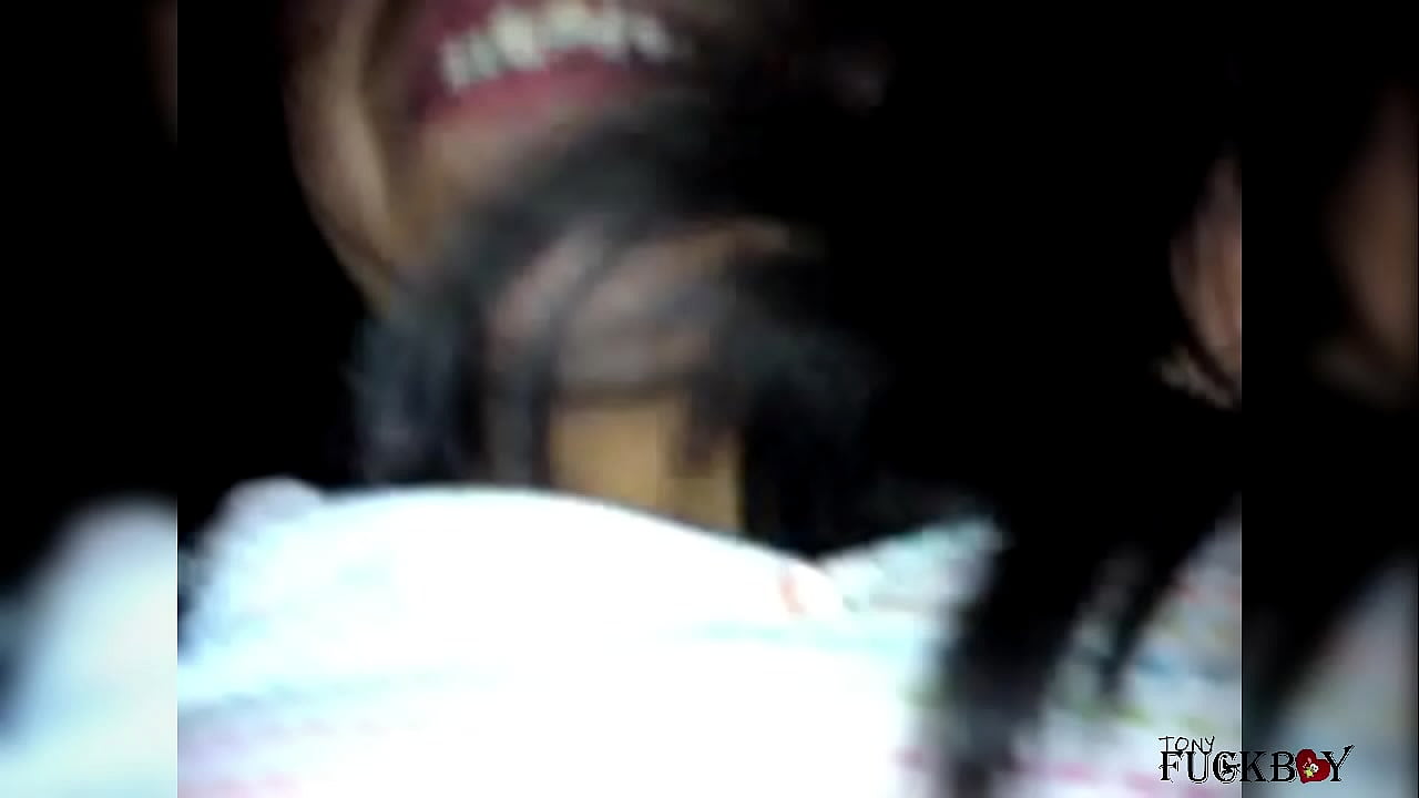 &iexcl;Ay, me duele... por favor para! -Lo siento nena, si de verdad me quieres me tienes que dar el chikito. !QUE RICO APRIETAS EL CULO&iexcl;