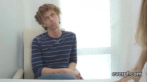 Skint lover allows hot buddy to poke his gf for bucks