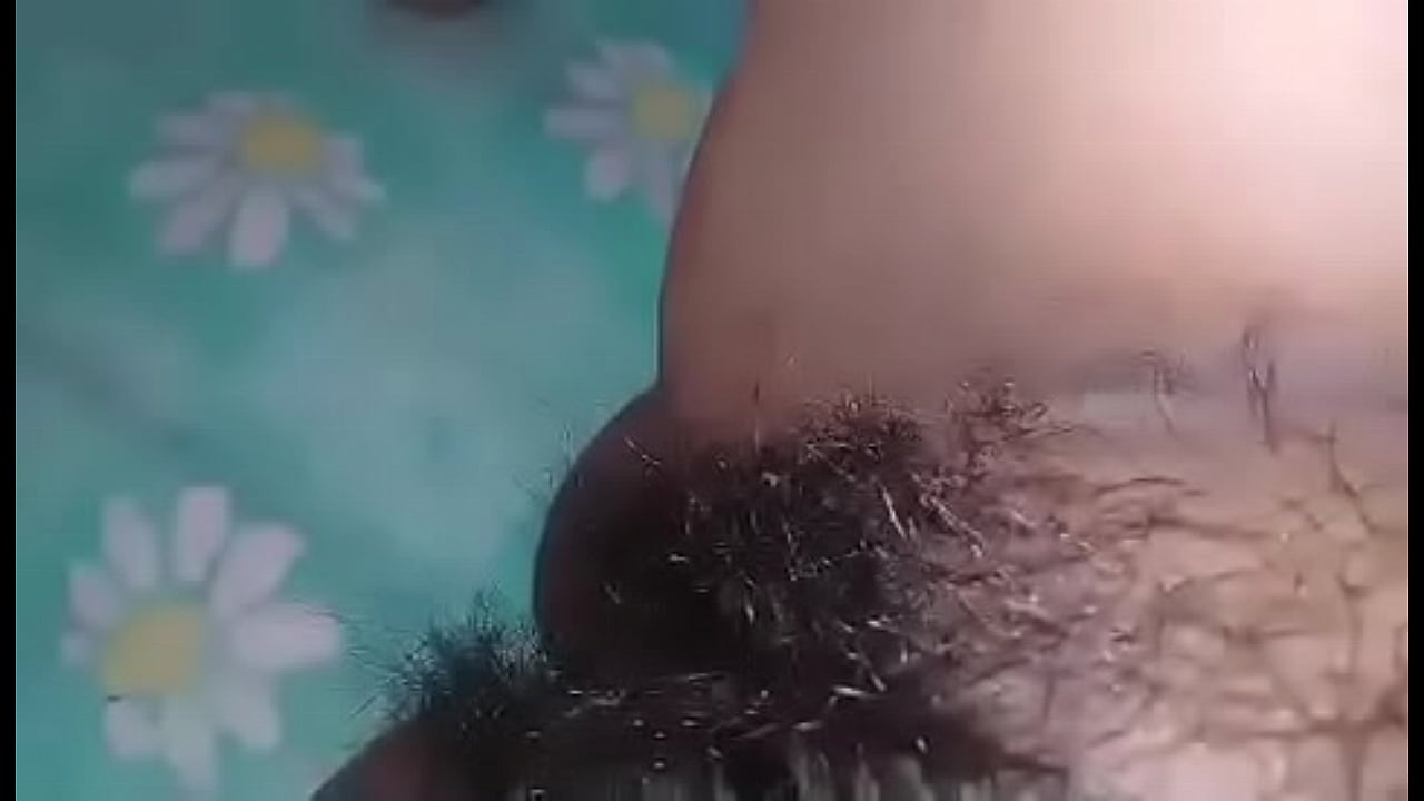 Amiga metiendose los dedos