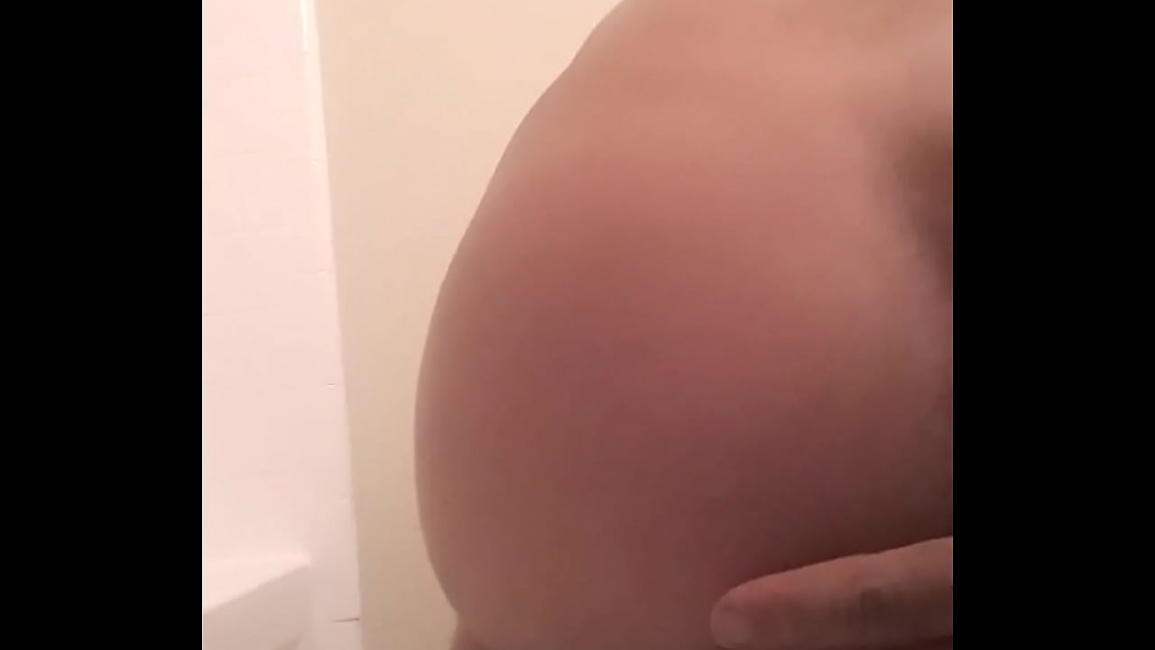 Saciando mi culo que pasa con ganas