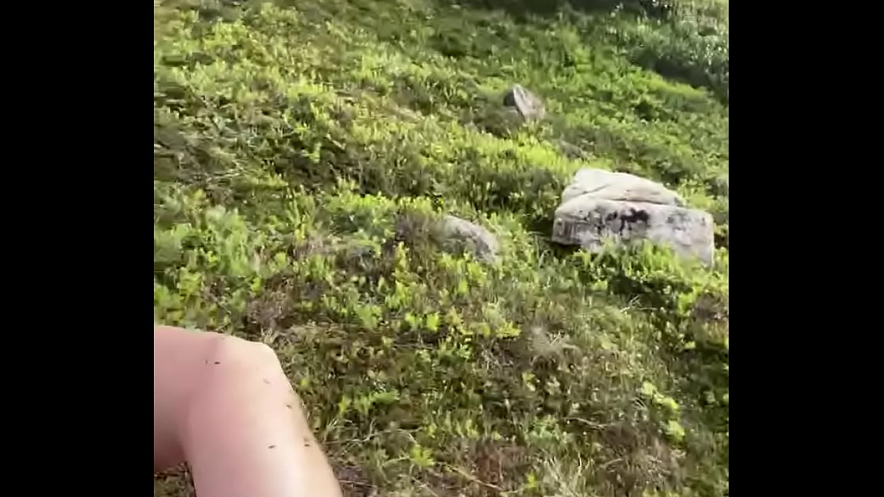 Mase619 has sex outdoors!!