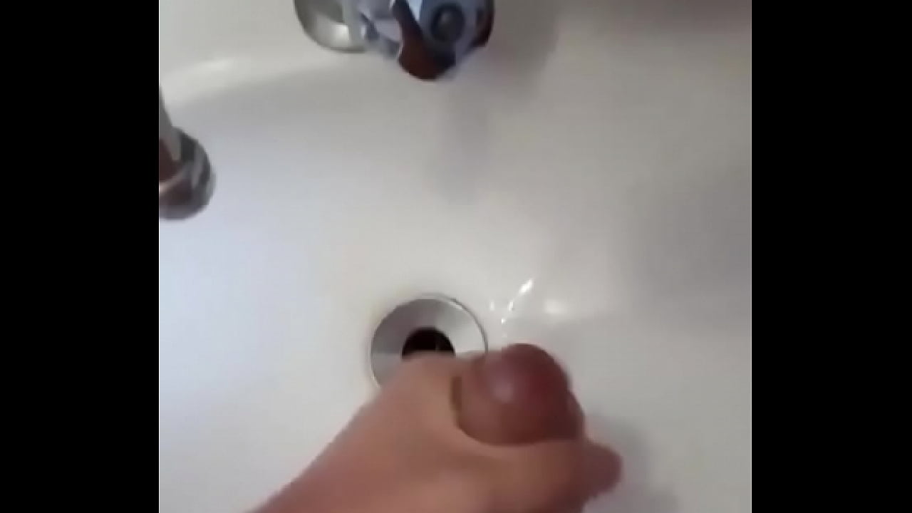 Gozando bastante leite