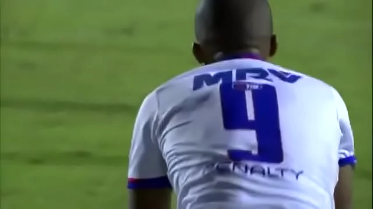 Comendo cu de sardinha no Barrad&atilde;o