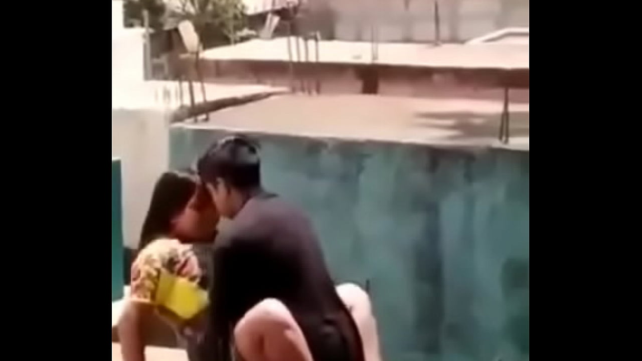 En el cementerio con corte y en el d&iacute;a