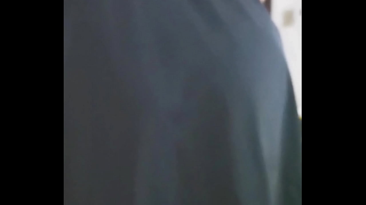 Subindo as escadas para trocar a lampada