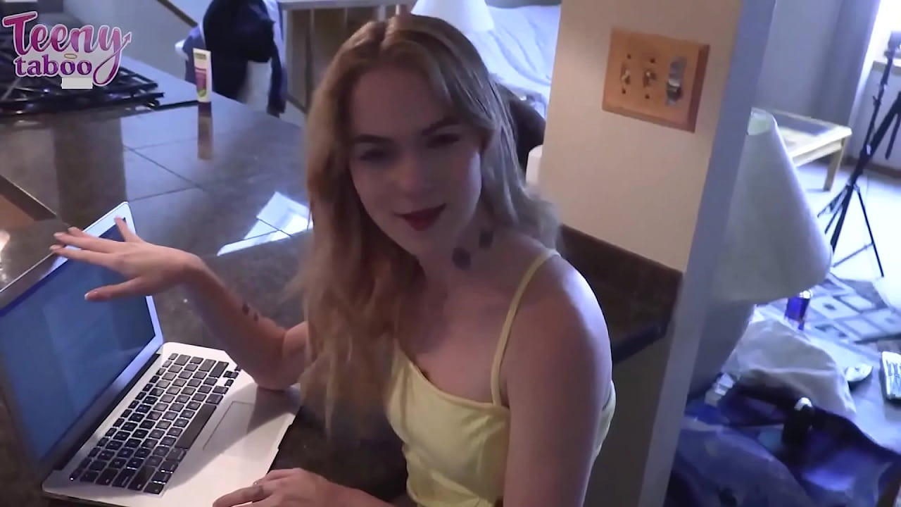 Taboo Fuck Vid! Sage Fox & Her StepDad Are Having An Affair!