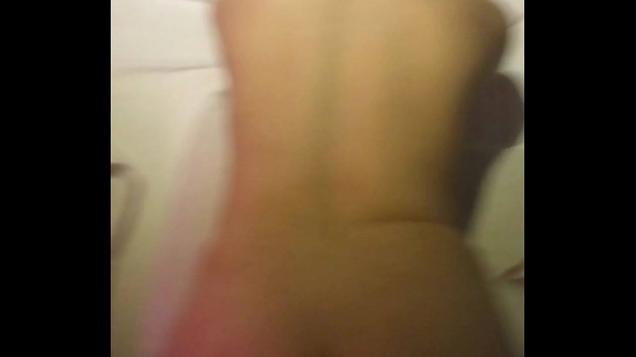 Cogiendome por atras una gringa nalgona