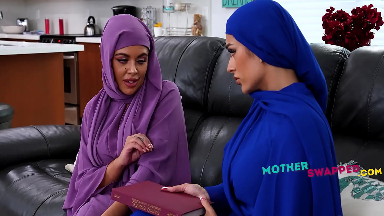 Hidden Pearls (Two Veiled Wives' Secret Society)