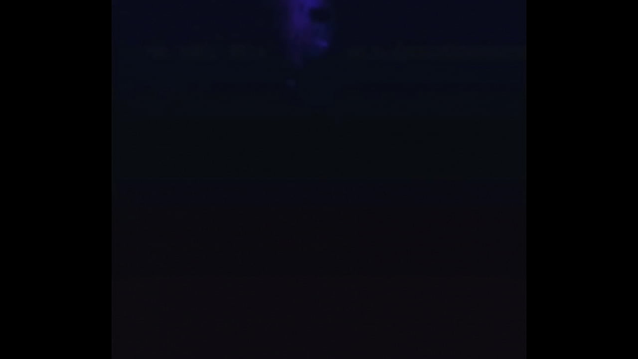 Gulosa transex caindo de boca no pau do menino