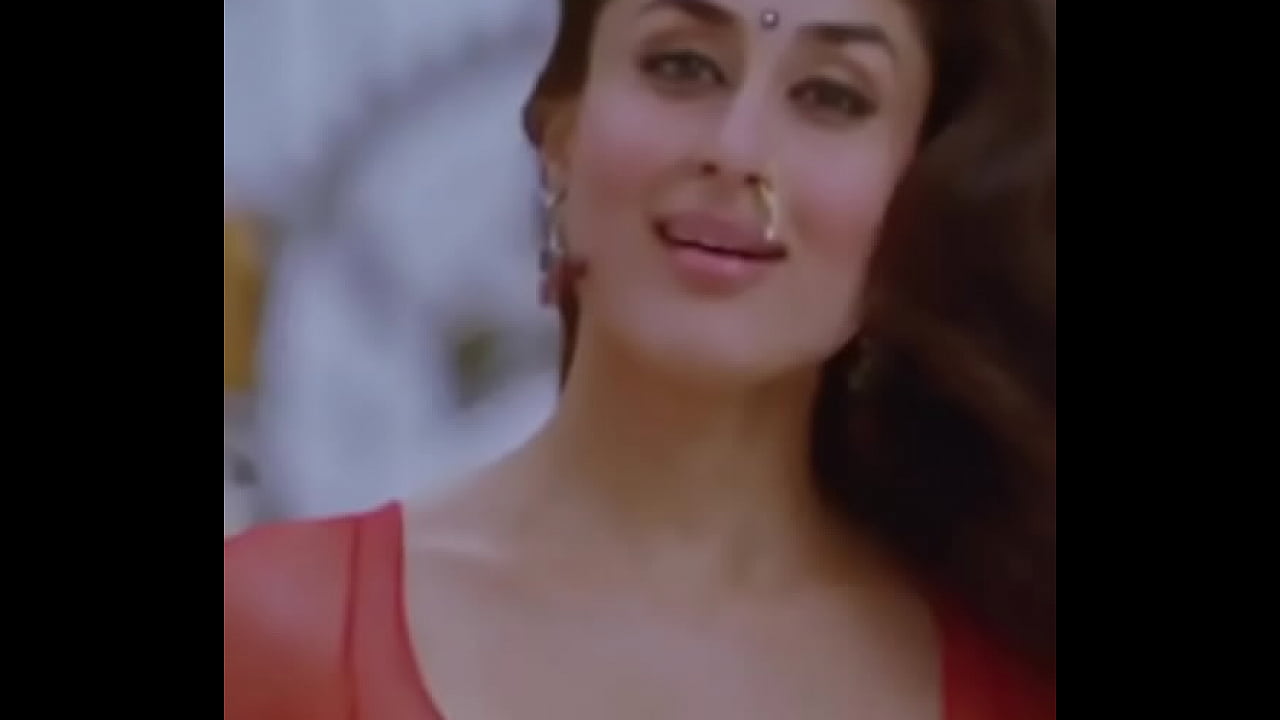 BOLLYWOOD ACTRESS KAREENA