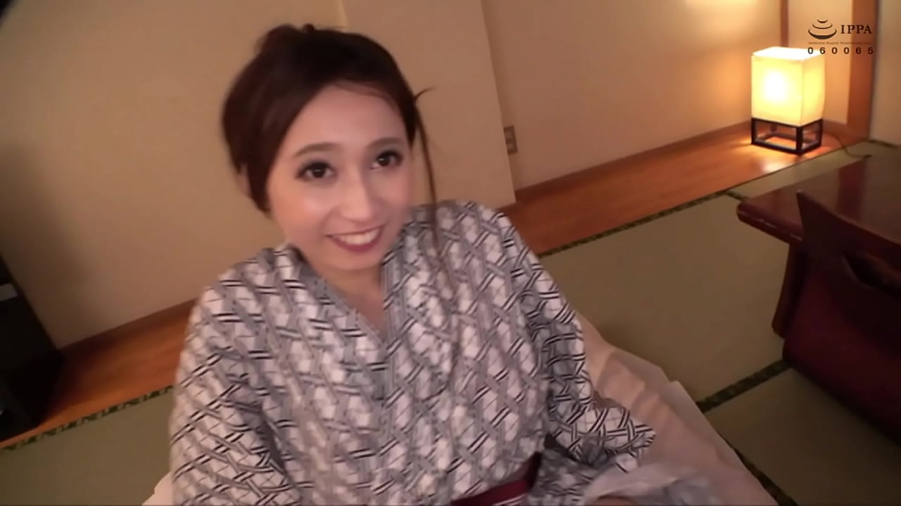 Beautiful Japanese busty milf exclusive video　８