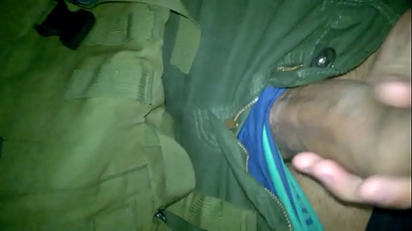 Punhetinha no bus&atilde;o