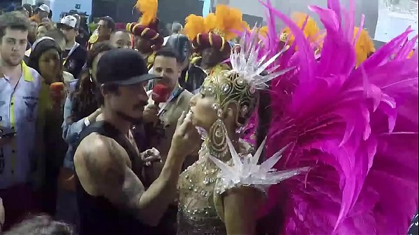 Tudo que voc&ecirc; n&atilde;o viu na televis&atilde;o nos bastidores na prepara&ccedil;&atilde;o para o desfile de Carnaval 2019