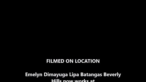 emelyn wants to suck Santa Claus