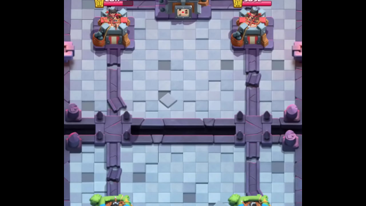 Negro fudendo uma gordinha da buceta grande e uma magrela parece rato