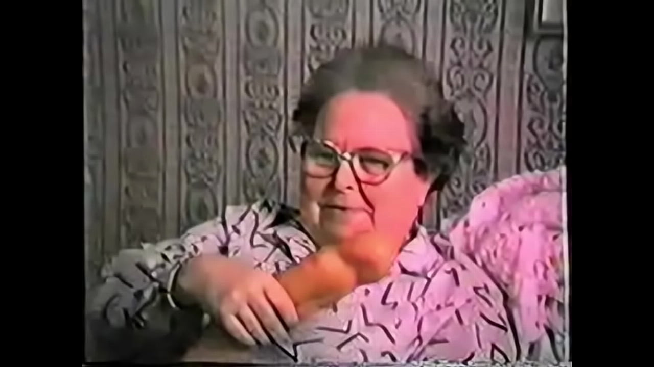 Gisele 74 ans Grosse Salope Avec Son Gode