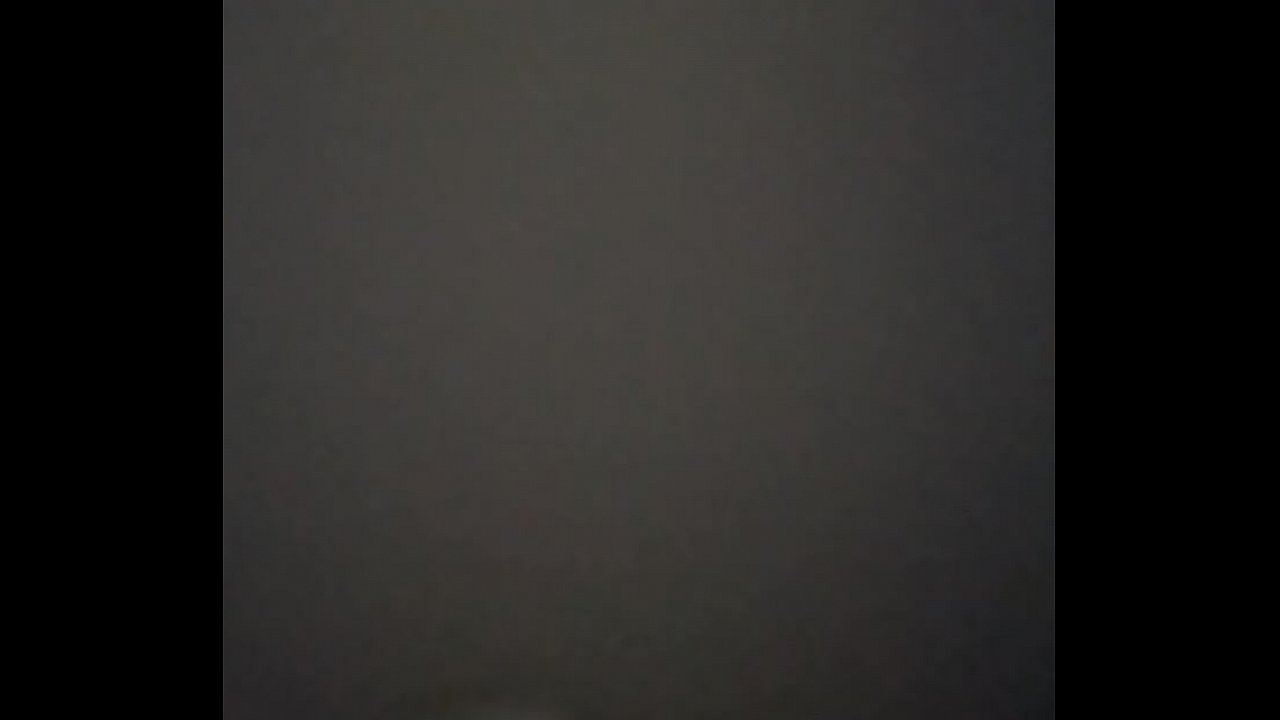 Espiando en ba&ntilde;o p&uacute;blico