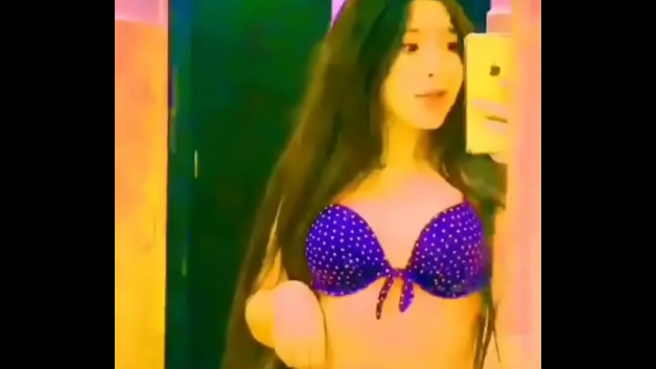 Hajar saber sexy avec le bijini a7777777