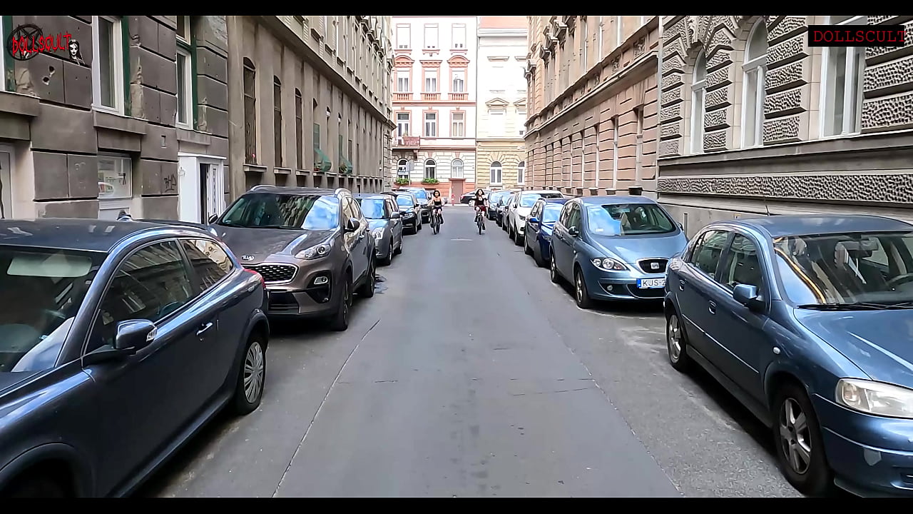 Mel and Sissi have sex on the street