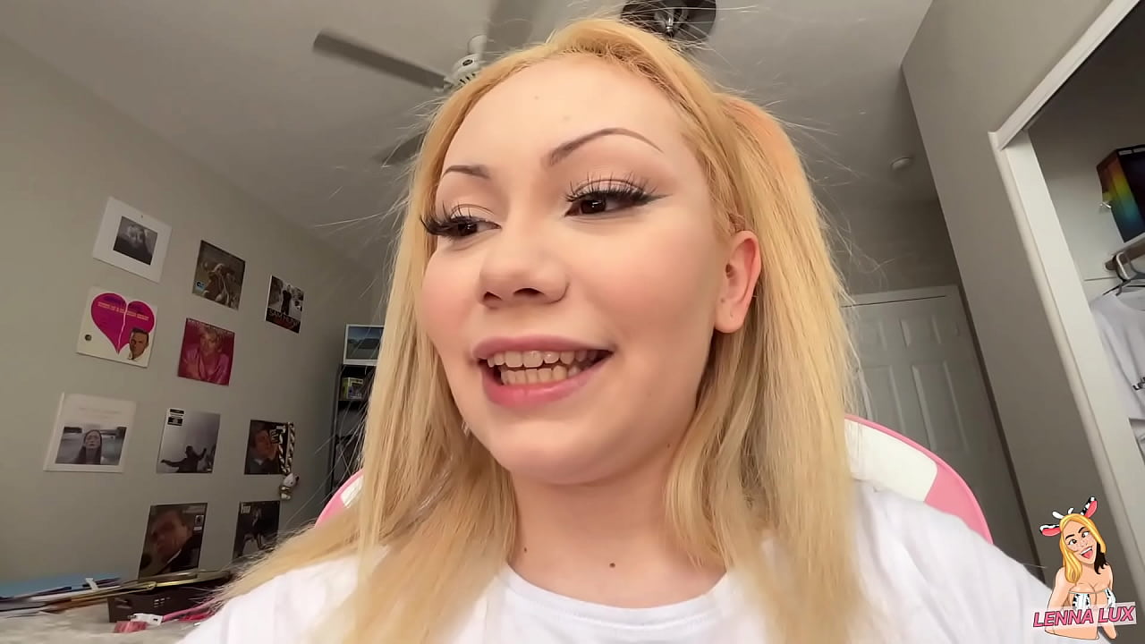 Giantess Vores You And Crushes You Like A Bitch