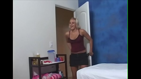 Experienced beauty gives head