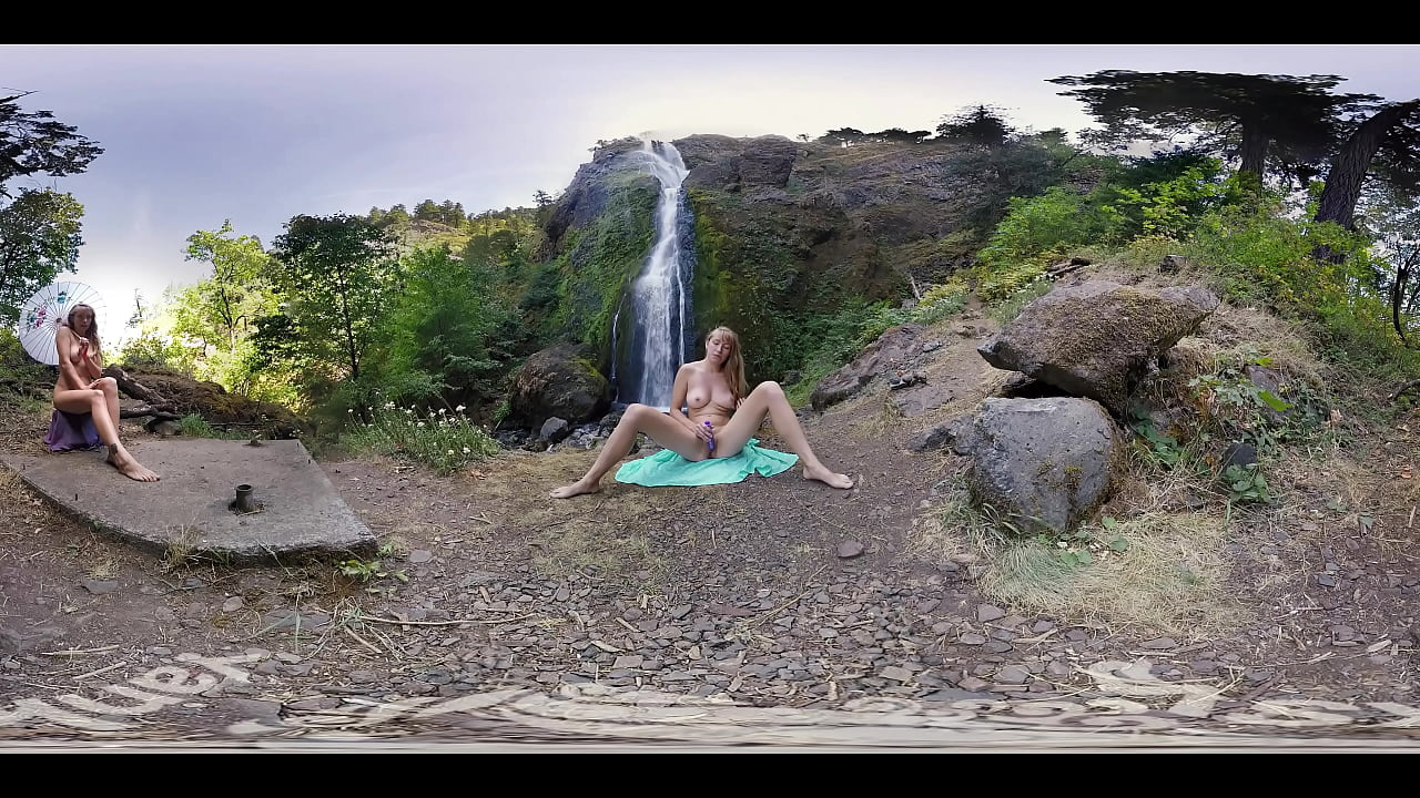 Watch as sexy amateur babe Verronica gets herself off to a sensuous orgasm, and then turn around to see Verronica watching herself in this hot 3D video from Yanks