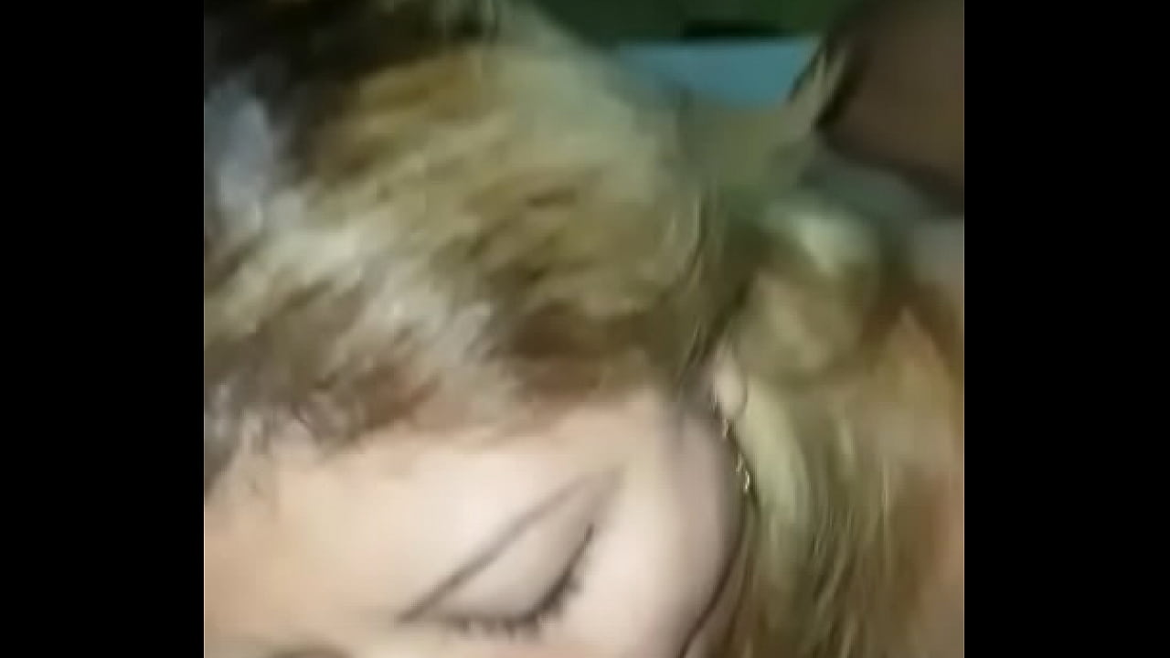 Mi t&iacute;a la puta que bien lo mama