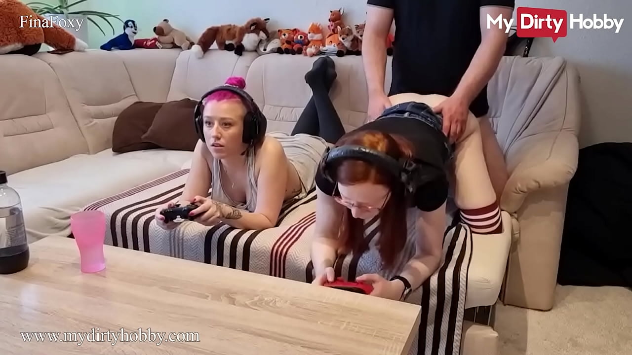 My Dirty Hobby - 7851302 - FinaFoxy - Bold !! fuked by the stepbrother while Nika Zockt