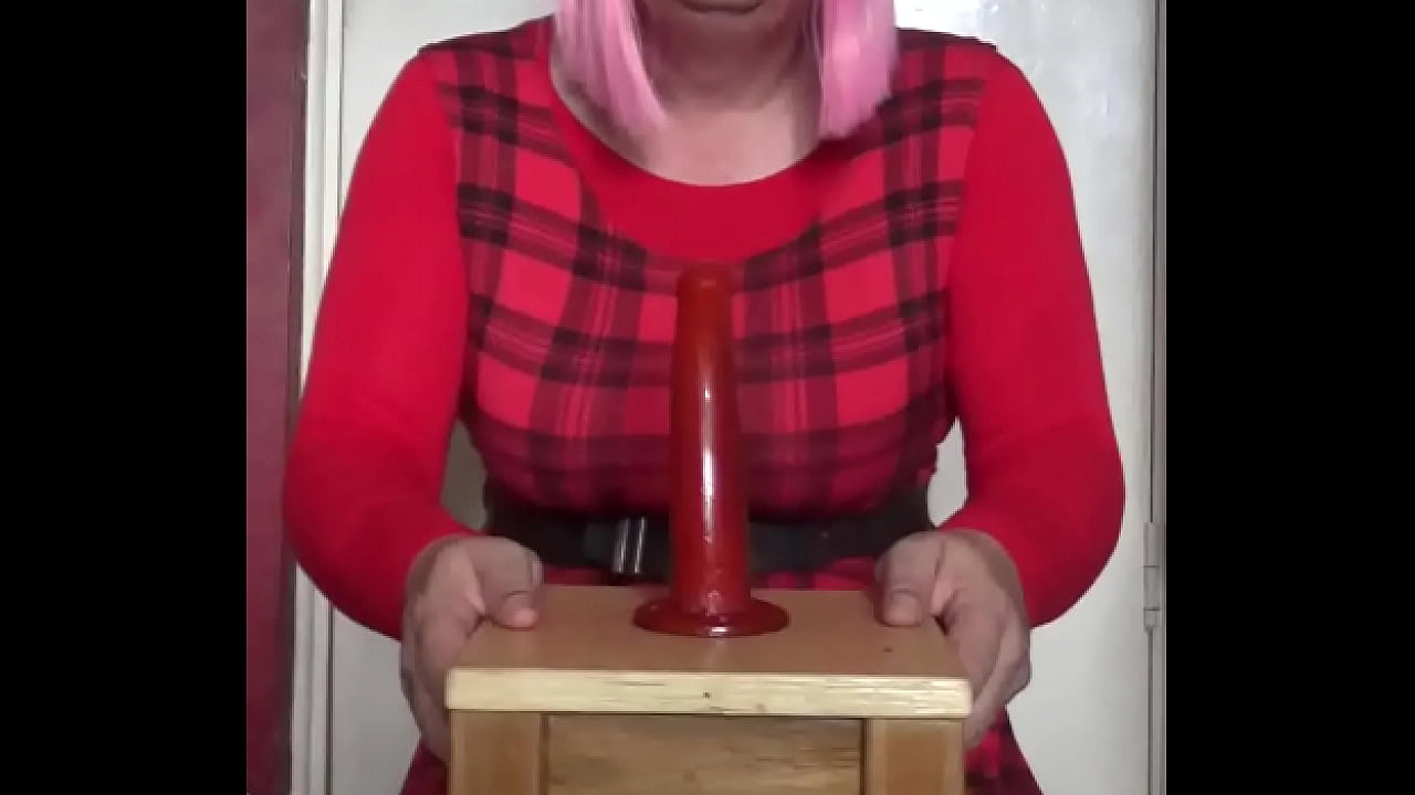 feel free to fuck my sissy ass so i can deepthroat your penis afterwards