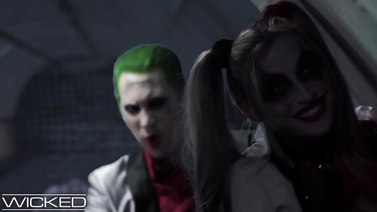 Harley Quinn Anal Fuck & Double Blowjob