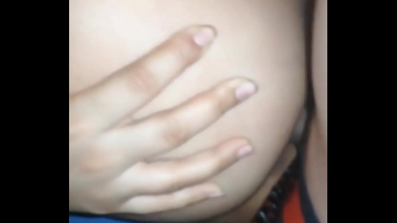 Doble penetracion vajinal con mi dildo y mi vecino