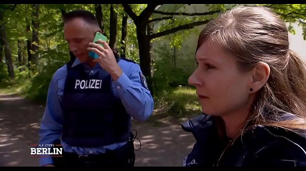 Natasha, Geld f&uuml;r Brustvergr&ouml;&szlig;erung