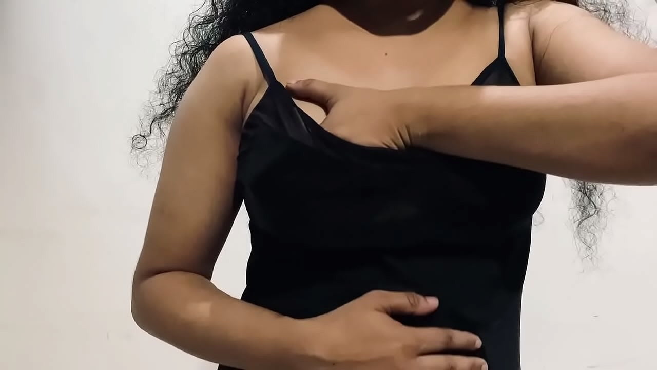 Mallu girl in black removing eveeything