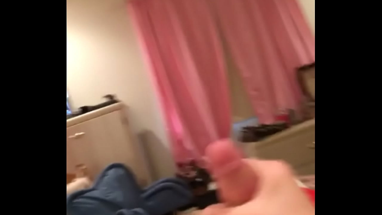 Cumming on my m.&rsquo;s bed