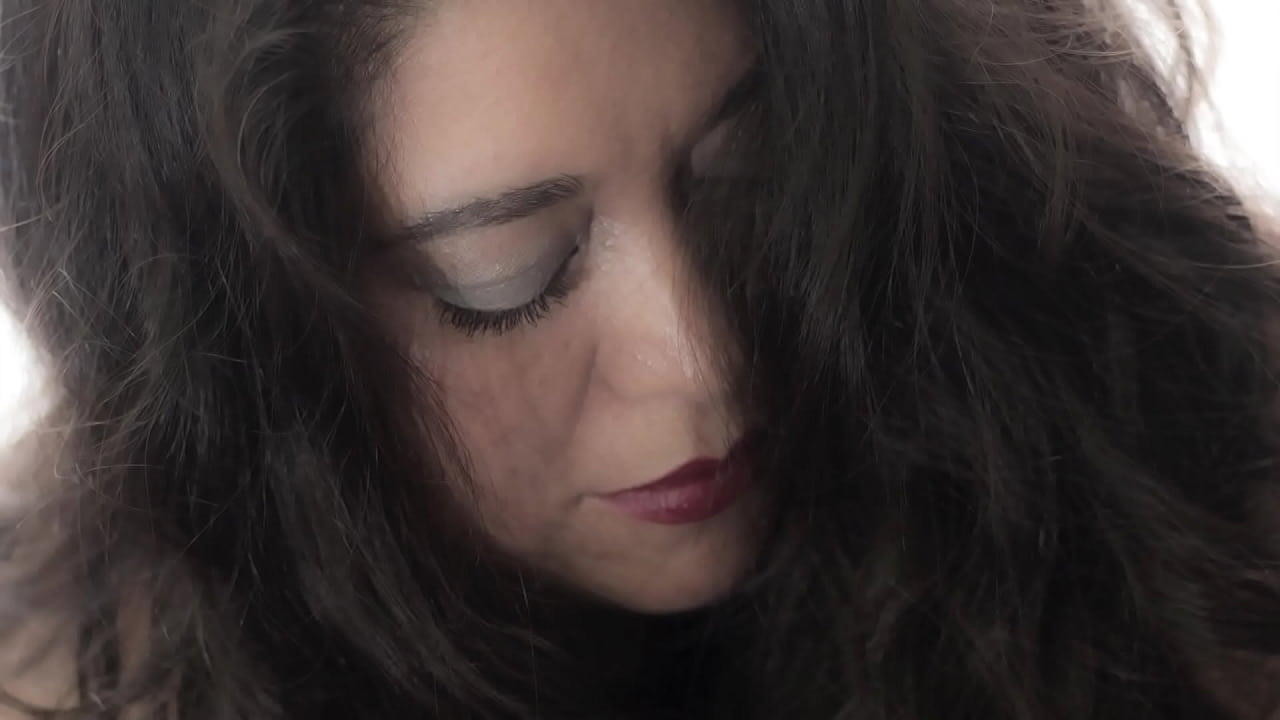 Excitante v&iacute;deo de un shooting caliente