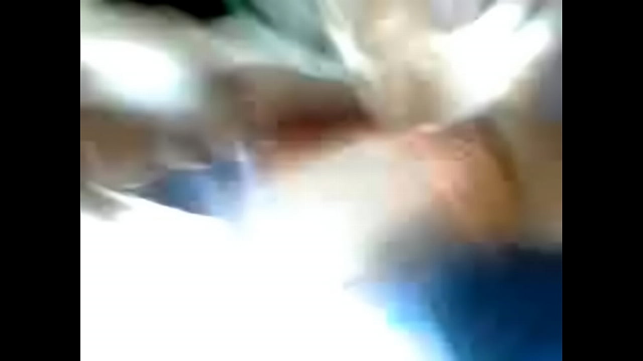 Danna Paola (Patito) pasturvandose