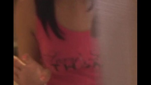 Active masseuse gives a head job