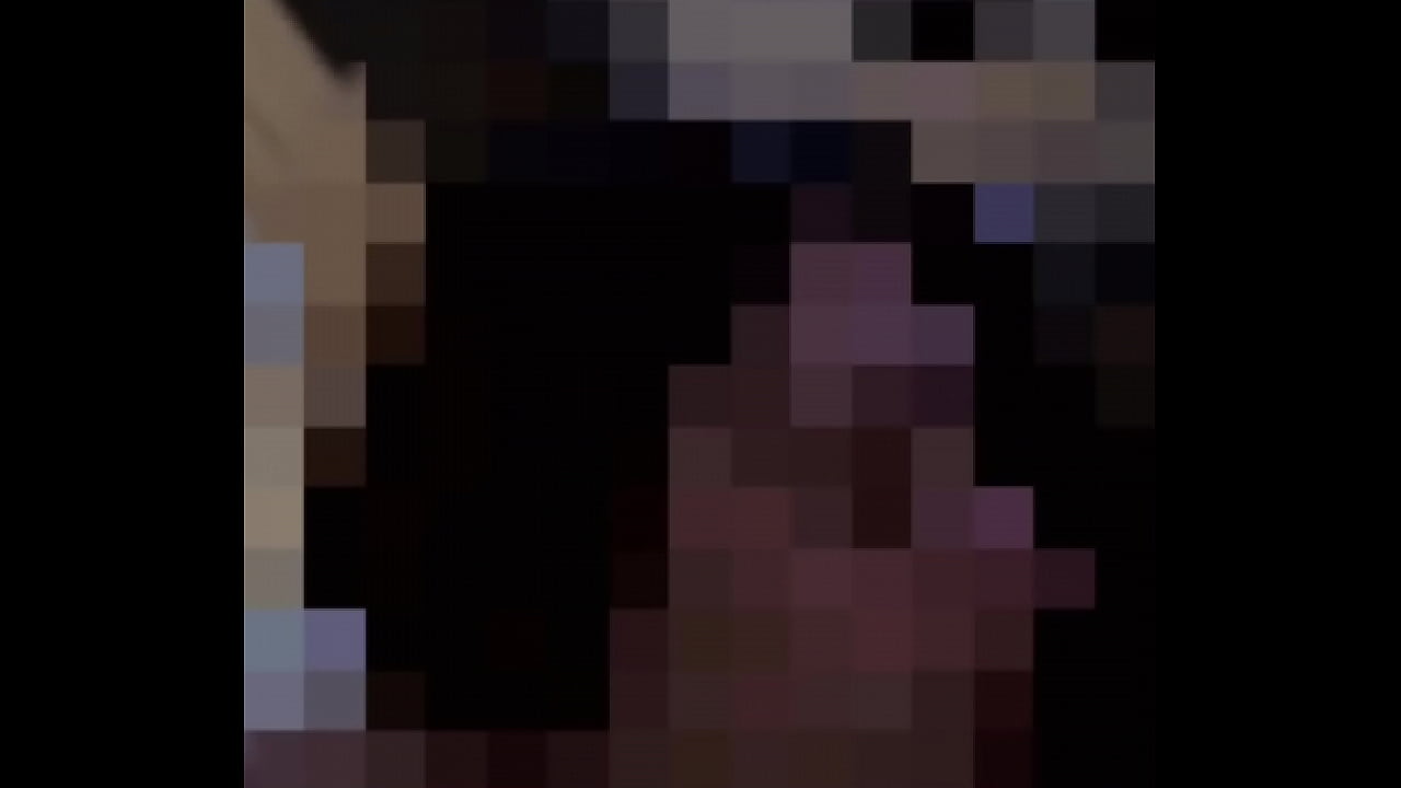 Uma del&iacute;cia novinha de quatro toda melada