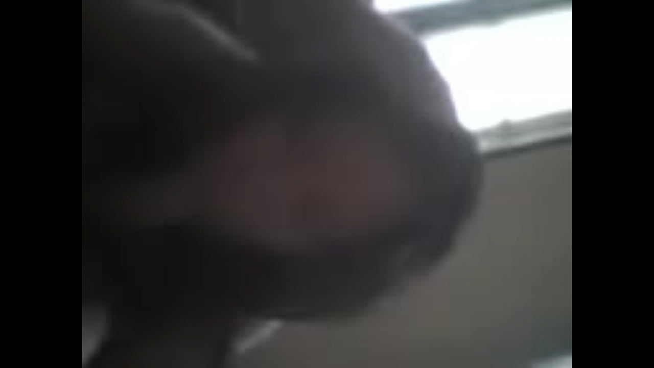 sofia lo chupa a su cliente