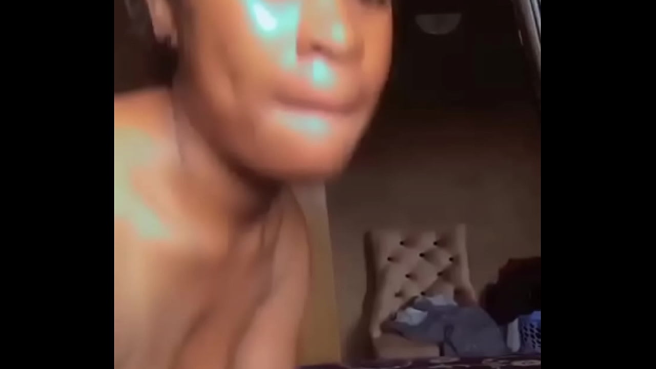 She is looking for sexmate