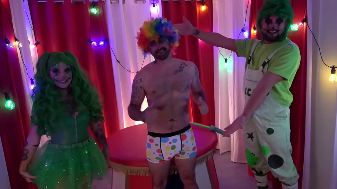 HARDCORE CLOWN FUCKFEST ENDS WITH DOUBLE FACIAL