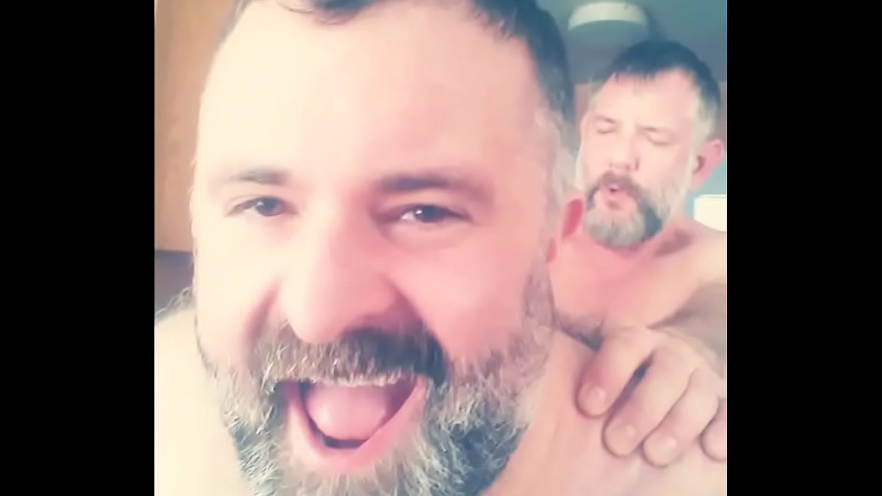 un caliente en copiapó  Happy Friday Civilians