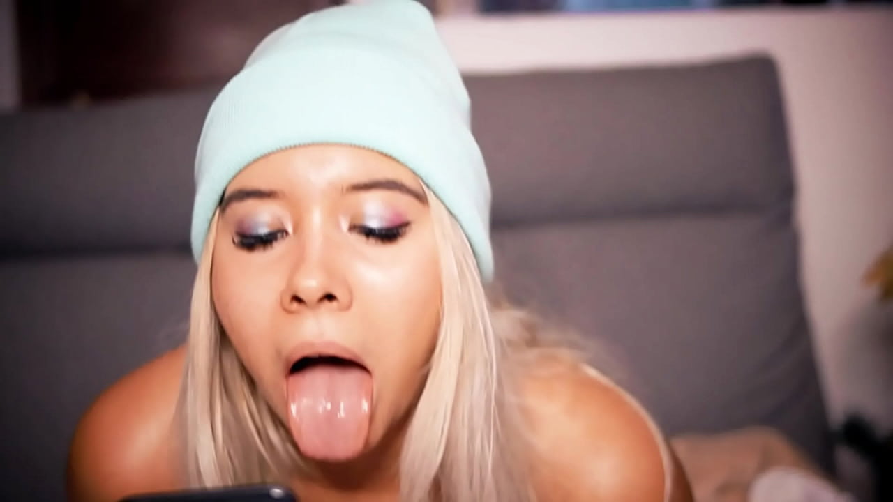 I enjoy masturbating with one of my closest fans